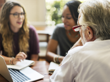 A k&uuml;lf&ouml;ldi hallgat&oacute;k &eacute;s oktat&oacute;k ment&aacute;lis j&oacute;ll&eacute;te