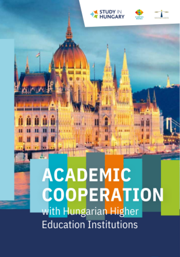 STUDY IN HUNGARY intézményeknek szóló arculatos leporelló angolul